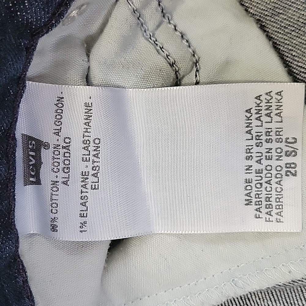 Levi's Demi Curve Classic Rise Slim Leg Size 6/28 - Picture 5 of 5